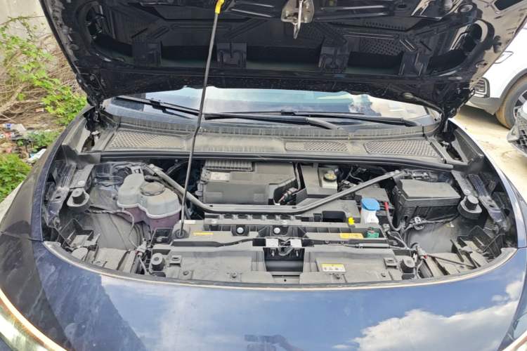 Used Volkswagen ID.7 VIZZION 2024 AIR model Engine Bay