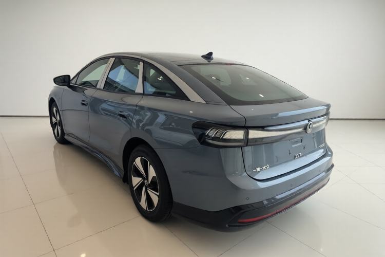 Used Volkswagen ID.7 VIZZION 2024 AIR model Exterior 2
