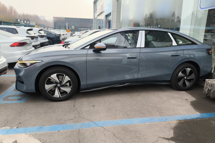 Used Volkswagen ID.7 VIZZION 2024 AIR model Exterior 3