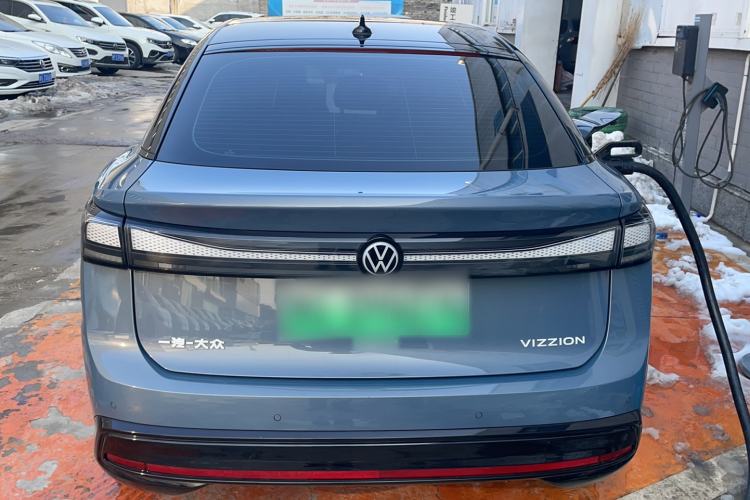 Used Volkswagen ID.7 VIZZION 2024 PRO Model Exterior 3