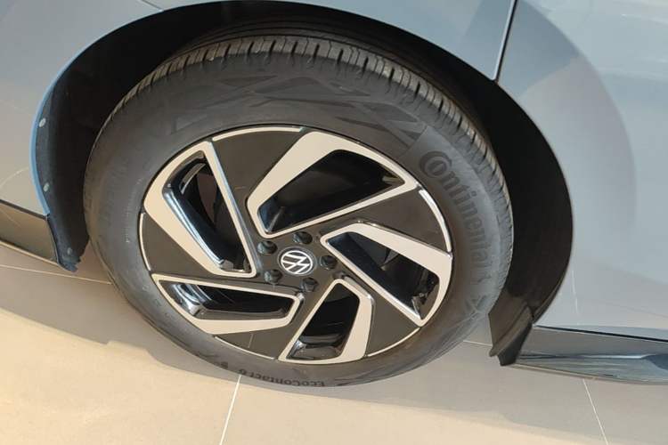 Used Volkswagen ID.7 VIZZION 2024 First Edition Exterior 5