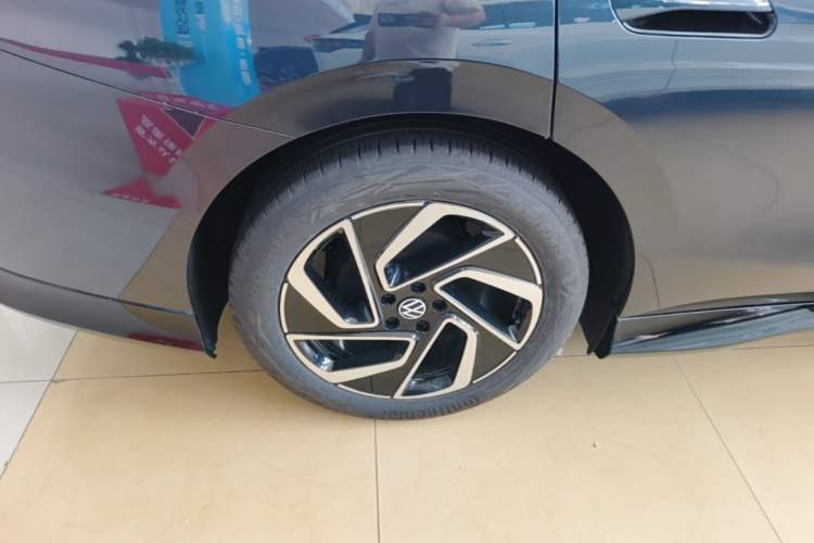 Used Volkswagen ID.7 VIZZION 2024 PRO Model Exterior 5