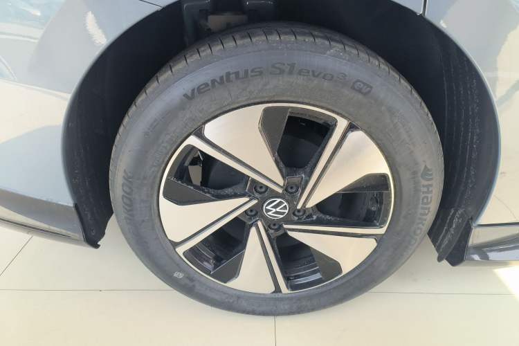 Used Volkswagen ID.7 VIZZION 2024 AIR model Exterior 5