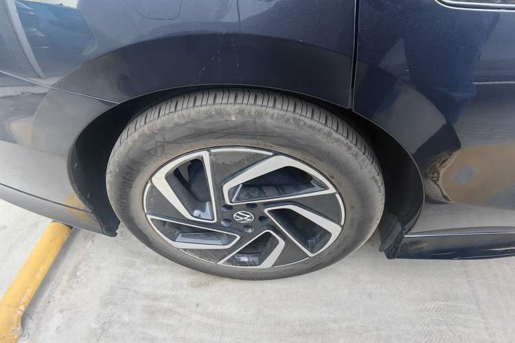 Used Volkswagen ID.7 VIZZION 2024 PRO Model Exterior 6