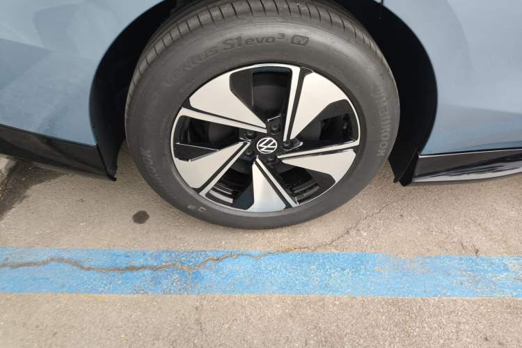 Used Volkswagen ID.7 VIZZION 2024 AIR model Exterior 8