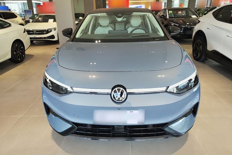 Used Volkswagen ID.7 VIZZION 2024 First Edition Front