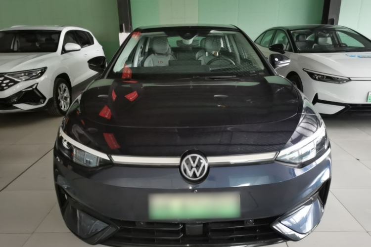 Used Volkswagen ID.7 VIZZION 2024 AIR model Front