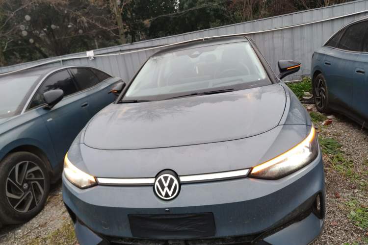 Used Volkswagen ID.7 VIZZION 2024 First Edition Front