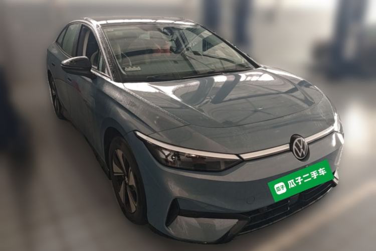 Used Volkswagen ID.7 VIZZION 2024 AIR model Front Right 45 Deg