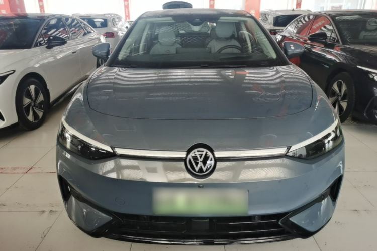 Used Volkswagen ID.7 VIZZION 2024 AIR model Front