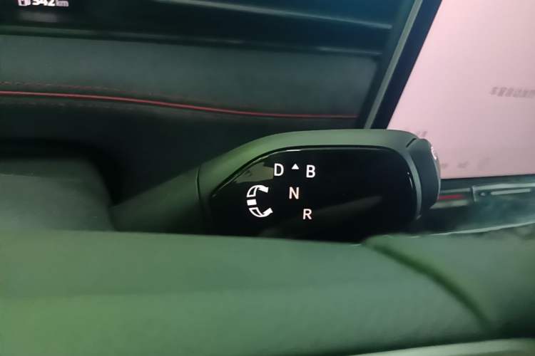 Used Volkswagen ID.7 VIZZION 2024 PRIME Gear Lever