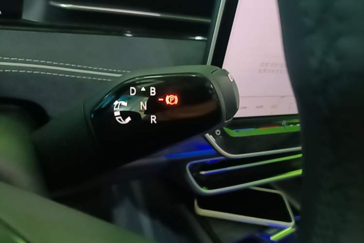 Used Volkswagen ID.7 VIZZION 2024 PRO Model Gear Lever