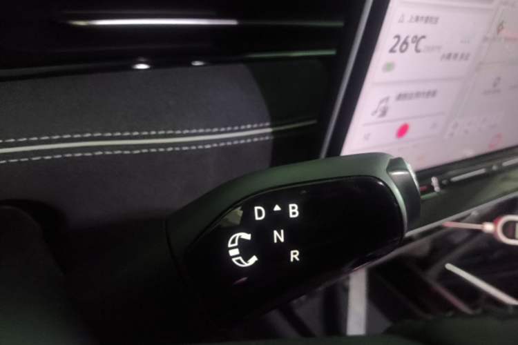 Used Volkswagen ID.7 VIZZION 2024 PRO Model Gear Lever