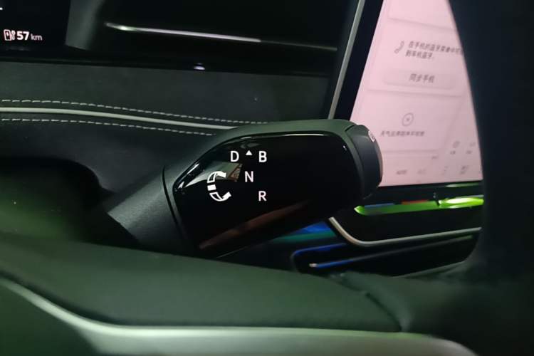 Used Volkswagen ID.7 VIZZION 2024 PRO Model Gear Lever