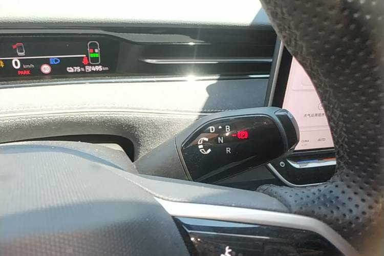 Used Volkswagen ID.7 VIZZION 2024 First Edition Gear Lever