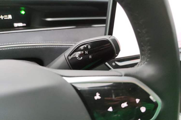 Used Volkswagen ID.7 VIZZION 2024 First Edition Gear Lever