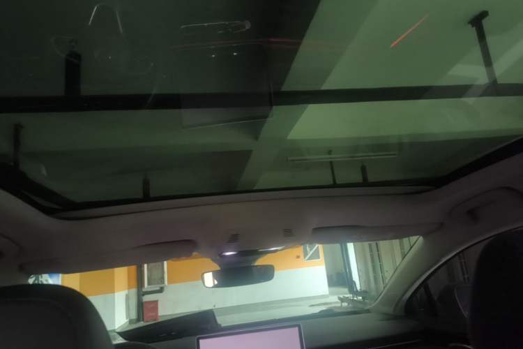 Used Volkswagen ID.7 VIZZION 2024 PRO Model Headliner