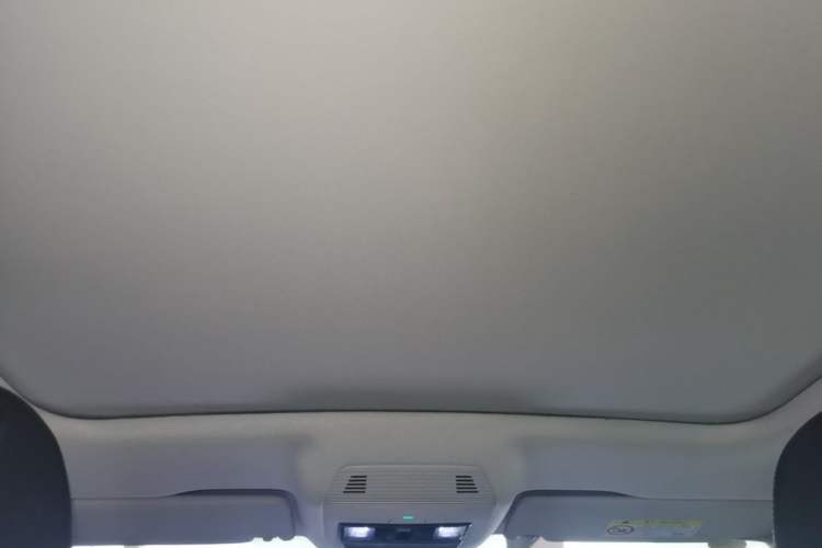 Used Volkswagen ID.7 VIZZION 2024 AIR model Headliner