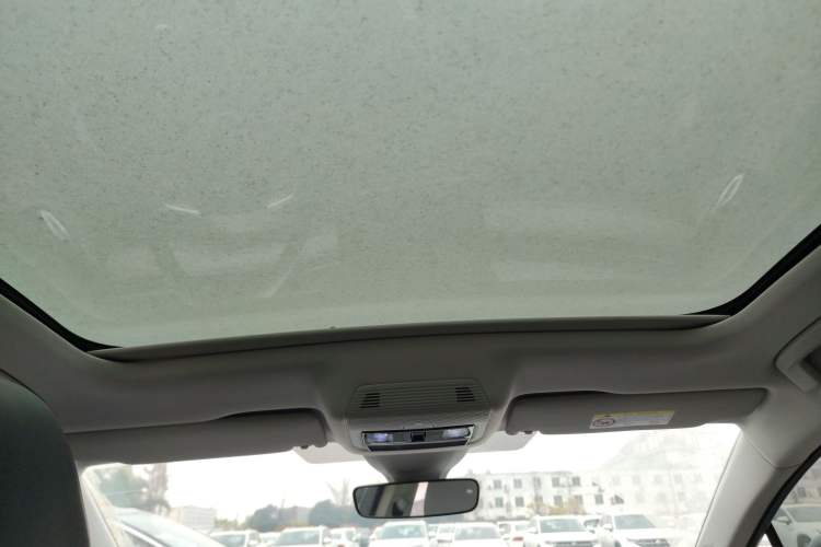 Used Volkswagen ID.7 VIZZION 2024 AIR model Headliner