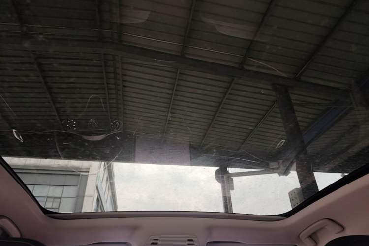 Used Volkswagen ID.7 VIZZION 2024 PRO Model Headliner