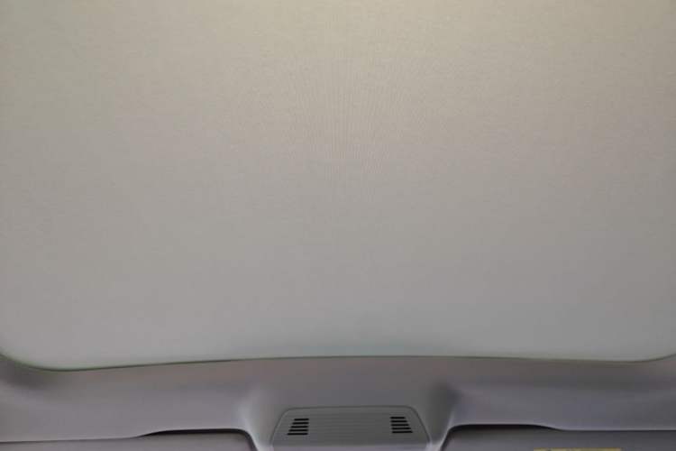 Used Volkswagen ID.7 VIZZION 2024 PRO Model Headliner