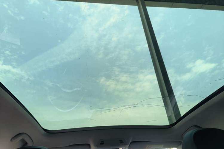 Used Volkswagen ID.7 VIZZION 2024 PRO Model Headliner