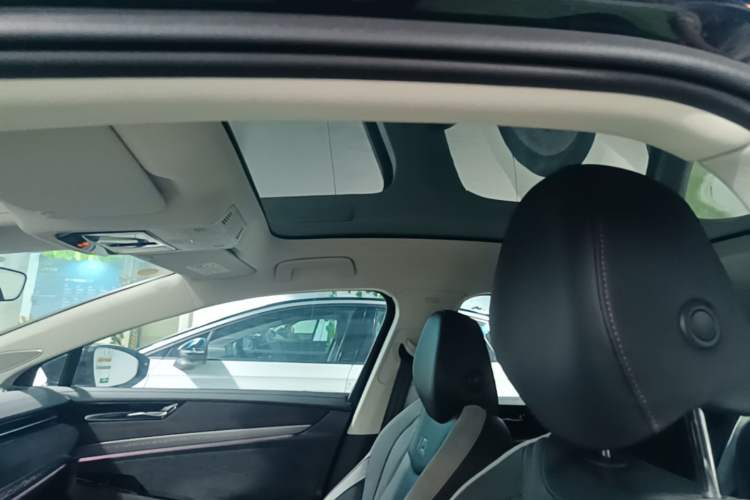 Used Volkswagen ID.7 VIZZION 2024 PRIME Headliner