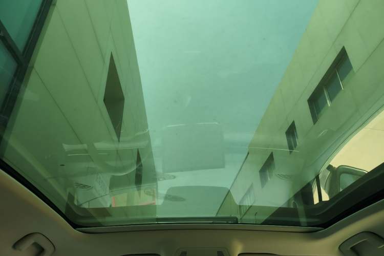 Used Volkswagen ID.7 VIZZION 2024 AIR model Headliner