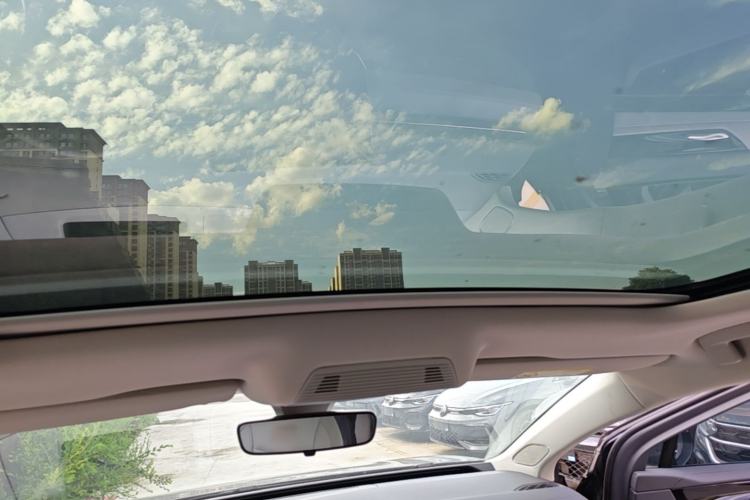 Used Volkswagen ID.7 VIZZION 2024 AIR model Headliner