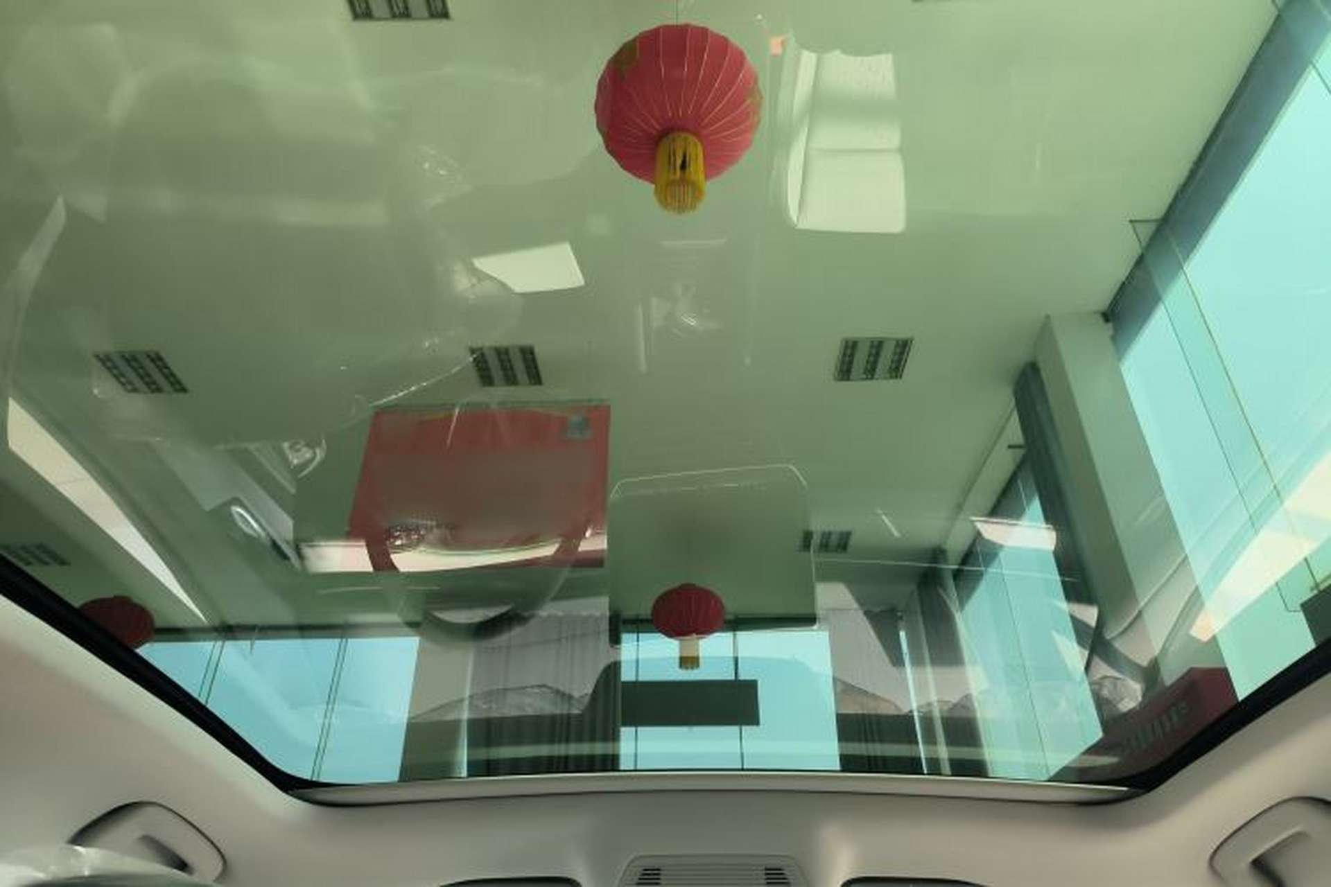 Used Volkswagen ID.7 VIZZION 2024 AIR model Headliner