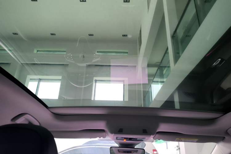 Used Volkswagen ID.7 VIZZION 2024 AIR model Headliner