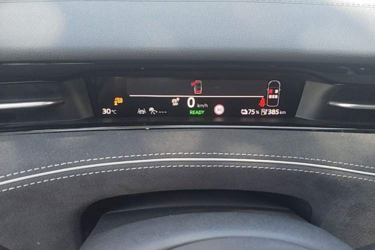 Used Volkswagen ID.7 VIZZION 2024 PRO Model Instrument Cluster