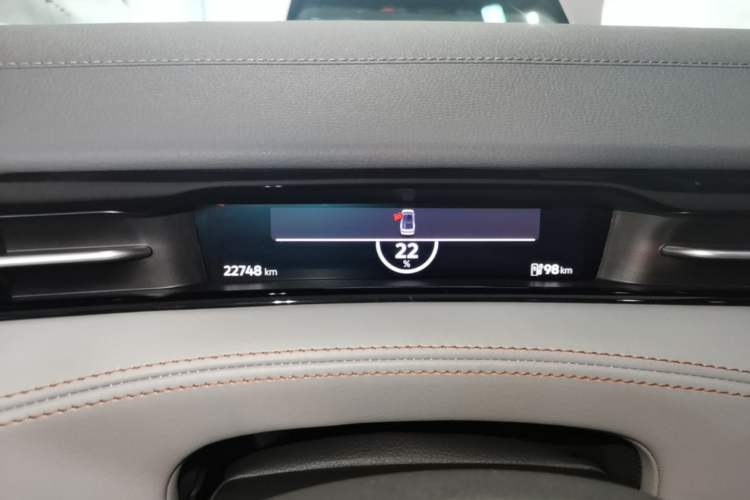 Used Volkswagen ID.7 VIZZION 2024 AIR model Instrument Cluster