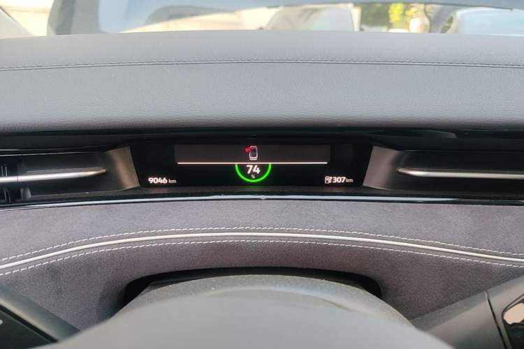 Used Volkswagen ID.7 VIZZION 2024 First Edition Instrument Cluster