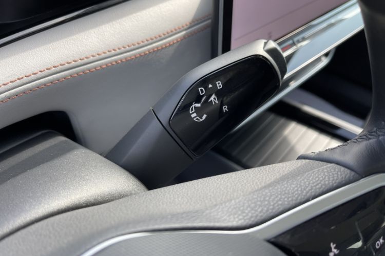 Used Volkswagen ID.7 VIZZION 2024 AIR model Interior 4
