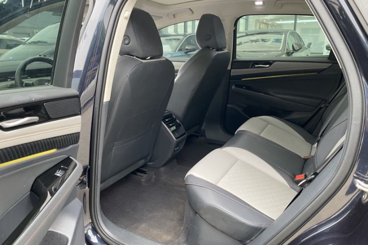 Used Volkswagen ID.7 VIZZION 2024 AIR model Interior 4