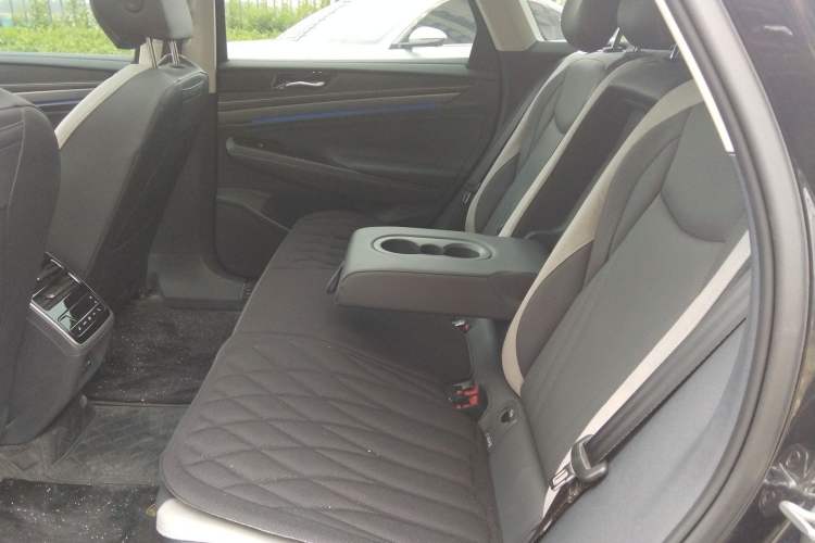 Used Volkswagen ID.7 VIZZION 2024 PRO Model Interior 4