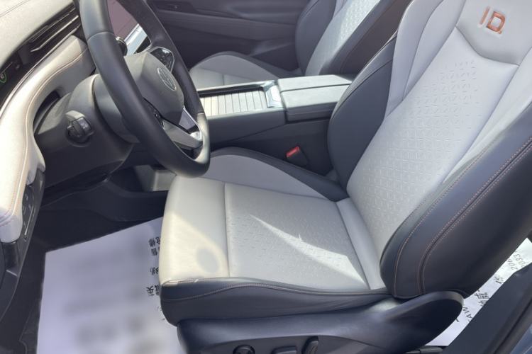 Used Volkswagen ID.7 VIZZION 2024 AIR model Interior 5