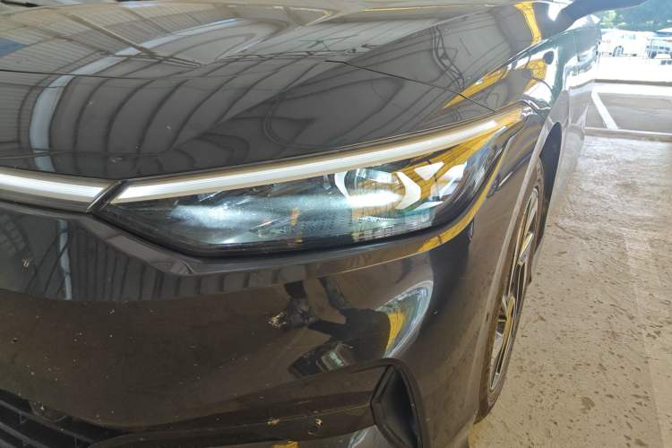 Used Volkswagen ID.7 VIZZION 2024 First Edition Left Front Headlight