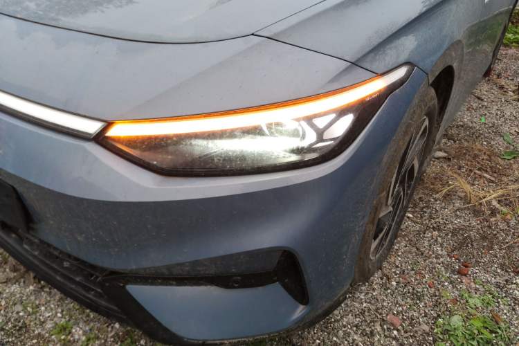 Used Volkswagen ID.7 VIZZION 2024 First Edition Left Front Headlight