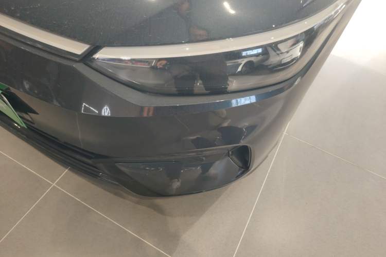 Used Volkswagen ID.7 VIZZION 2024 First Edition Left Front Headlight