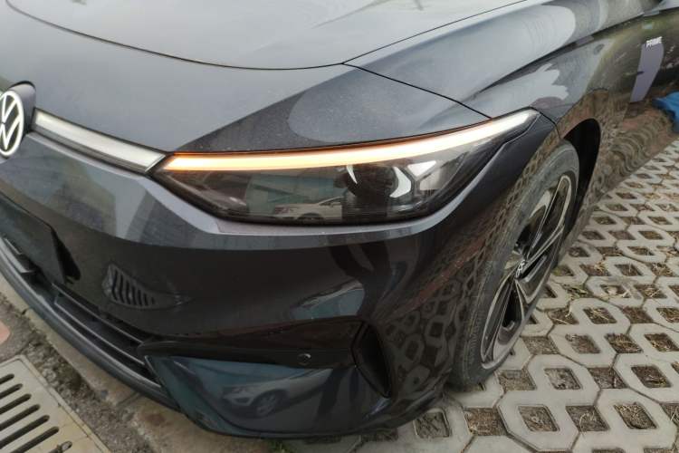 Used Volkswagen ID.7 VIZZION 2024 PRIME Left Front Headlight