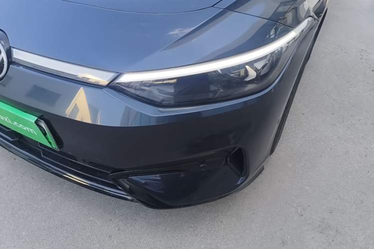 Used Volkswagen ID.7 VIZZION 2024 First Edition Left Front Headlight