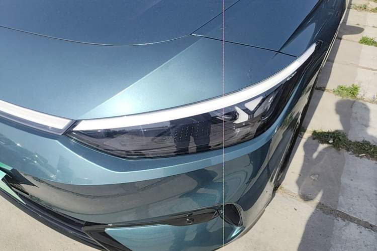 Used Volkswagen ID.7 VIZZION 2024 First Edition Left Front Headlight