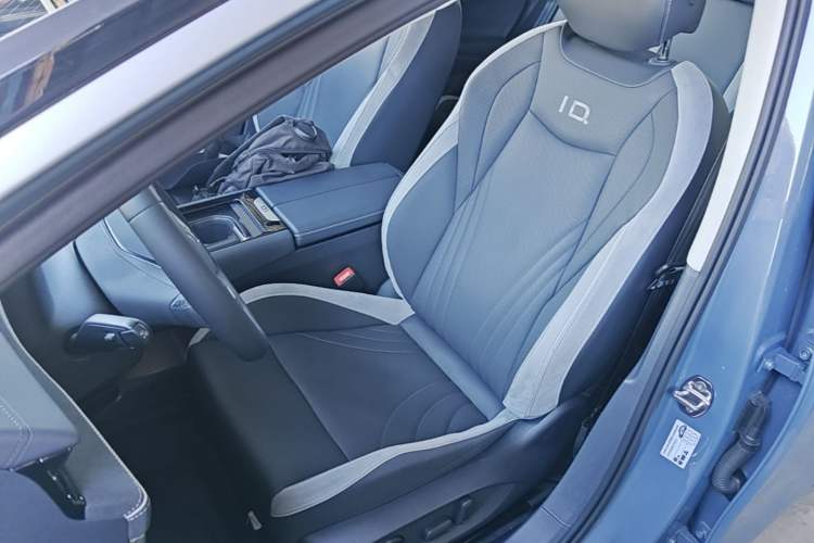 Used Volkswagen ID.7 VIZZION 2024 PRO Model Left Front Seat