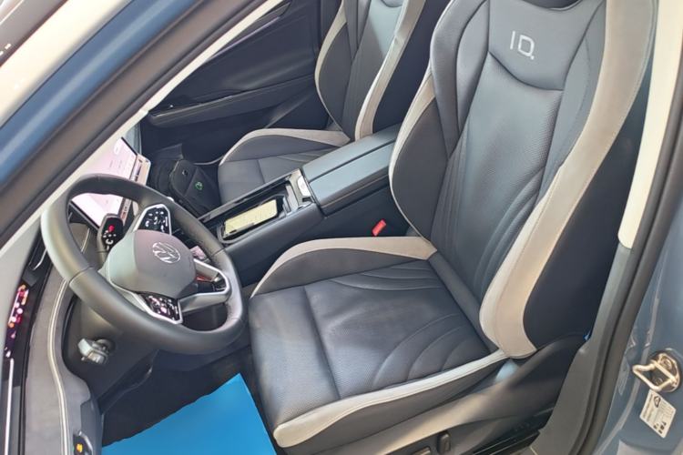 Used Volkswagen ID.7 VIZZION 2024 PRO Model Left Front Seat