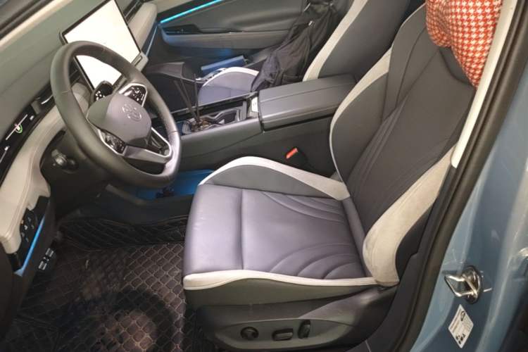 Used Volkswagen ID.7 VIZZION 2024 AIR model Left Front Seat