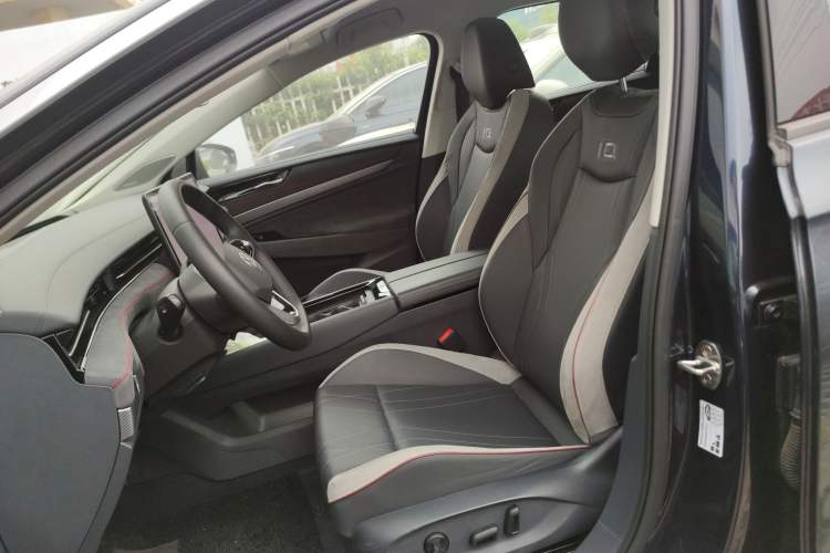 Used Volkswagen ID.7 VIZZION 2024 PRIME Left Front Seat