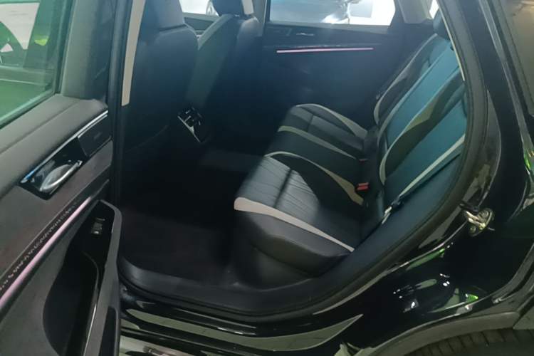 Used Volkswagen ID.7 VIZZION 2024 PRIME Left Rear Seat