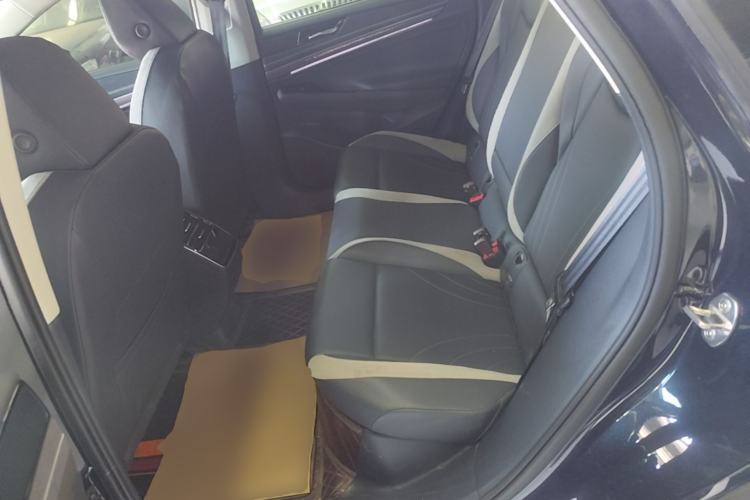 Used Volkswagen ID.7 VIZZION 2024 First Edition Left Rear Seat